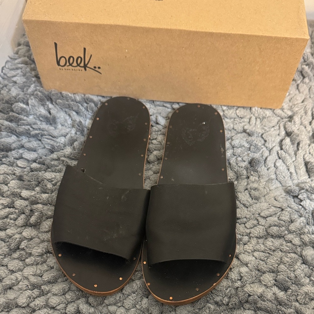 beek Black Slide Sandals